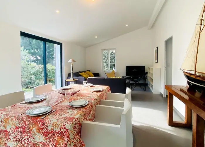 Contemporaine à Proximité De La Et Du Centre Village Le Bois-Plage-en-Ré